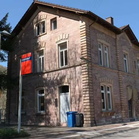 Bahnhof Olsbrücken (© Tourist-Information Otterbach-Otterberg) Bahnhof Olsbrücken (© Tourist-Information Otterbach-Otterberg)