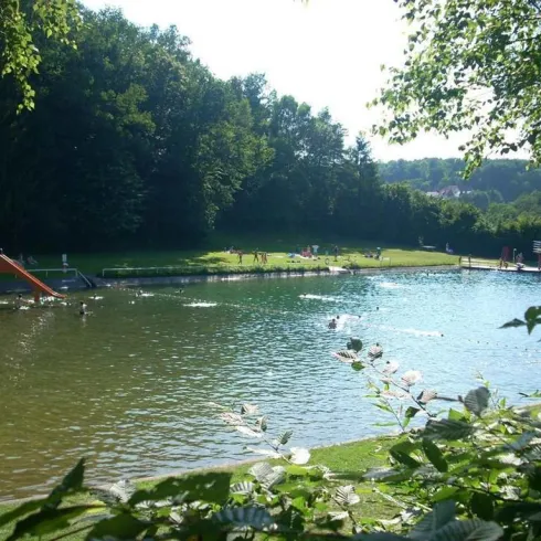 Naturschwimmbad Otterberg (© Tourist-Info Otterbach-Otterberg) Naturschwimmbad Otterberg (© Tourist-Info Otterbach-Otterberg)